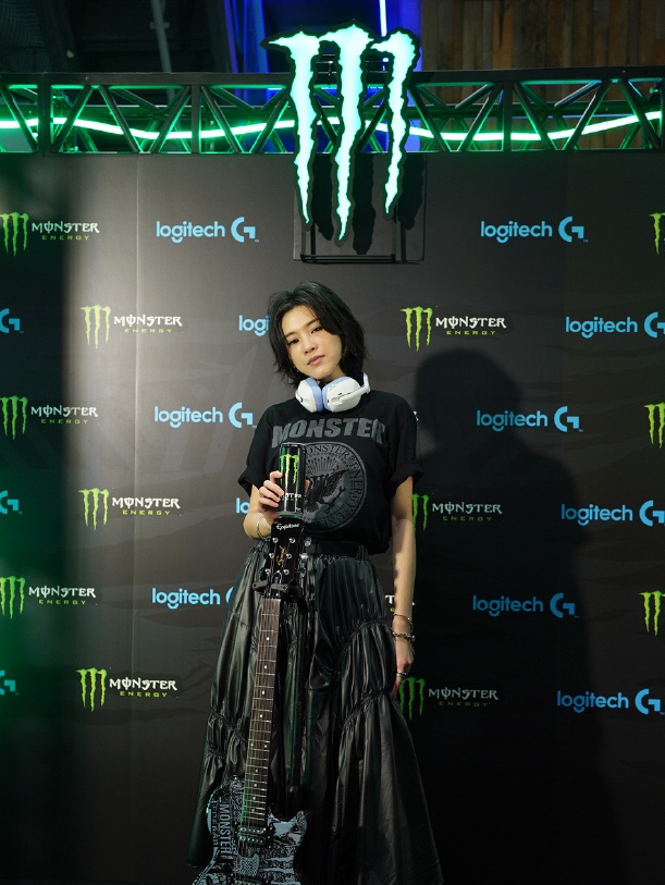 【打機與佢有關】