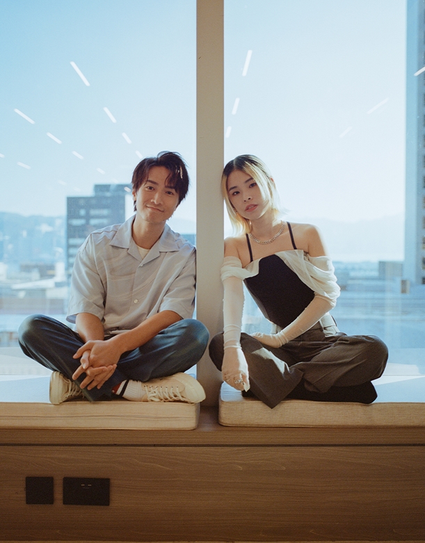 【手中緊握車匙】陳柏宇、王嘉儀的幽默現場|專訪Jason Chan & Sophy Wong